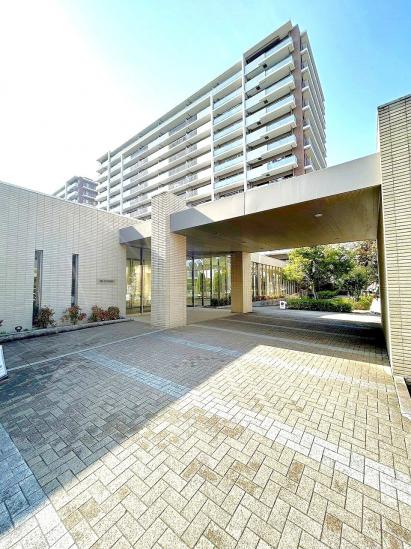 ザ・レジデンス千葉ニュータウン中央参番館-2-エントランス