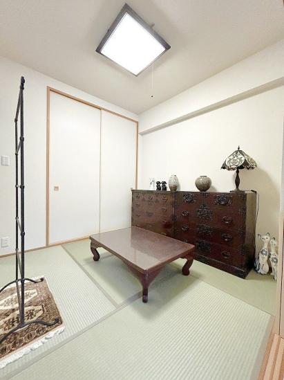 ザ・レジデンス千葉ニュータウン中央参番館-8-和室