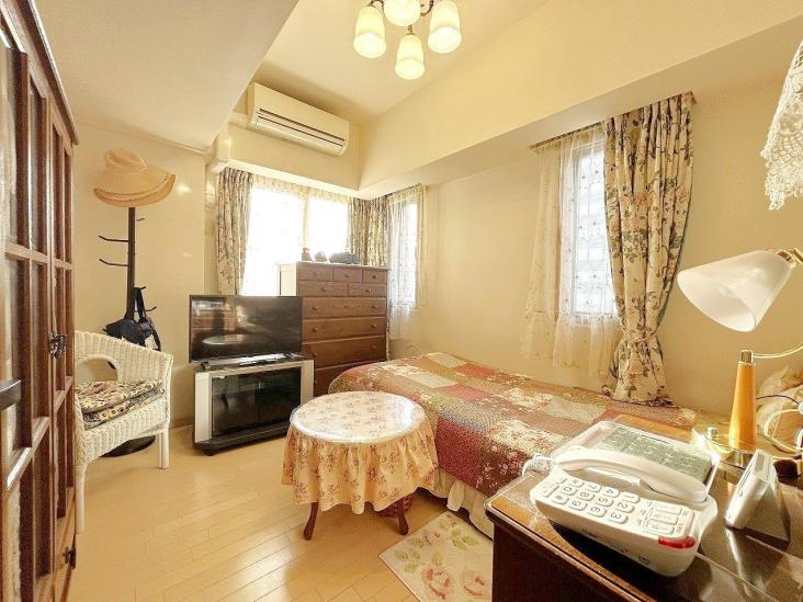 ザ・レジデンス千葉ニュータウン中央参番館-10-洋室