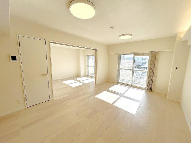 船橋ファミリータウン１０号棟-2-リビング