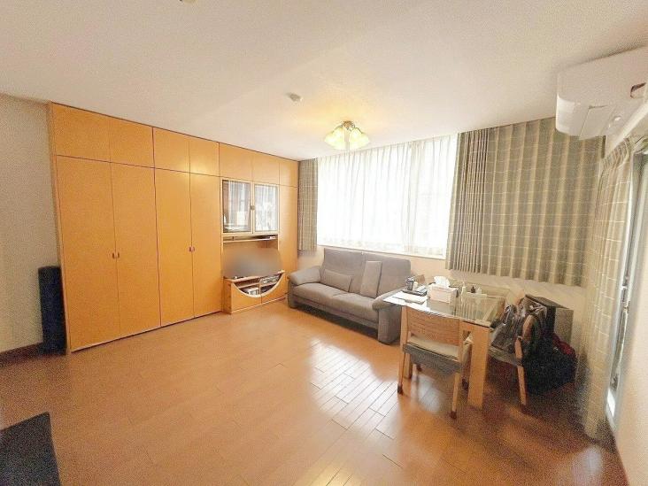 セントラルパーク・ウエストC棟-2-リビング