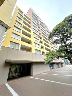 セントラルパーク・ウエストC棟