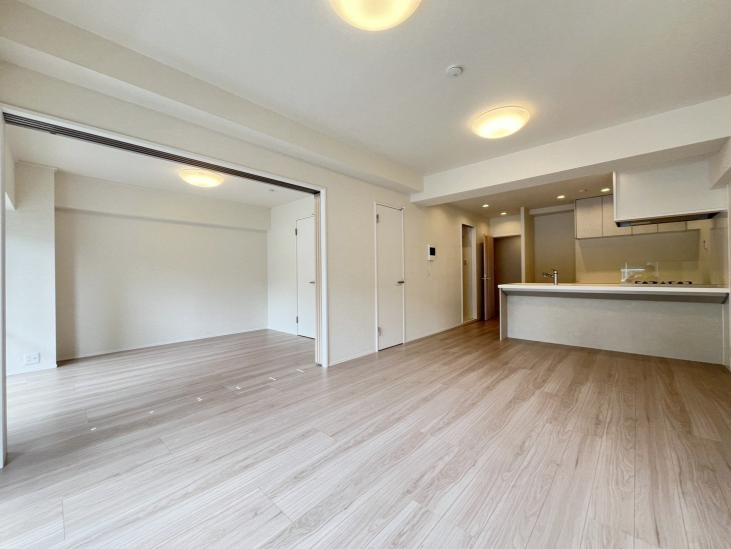 東船橋ガーデニア６号棟-0-リビング