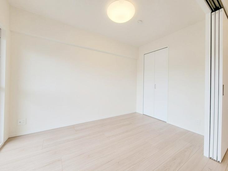 ソフトタウン谷津遊園２号棟-18-洋室