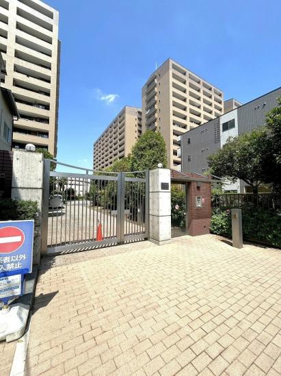 エステ・シティ海浜幕張五番館-6-エントランス