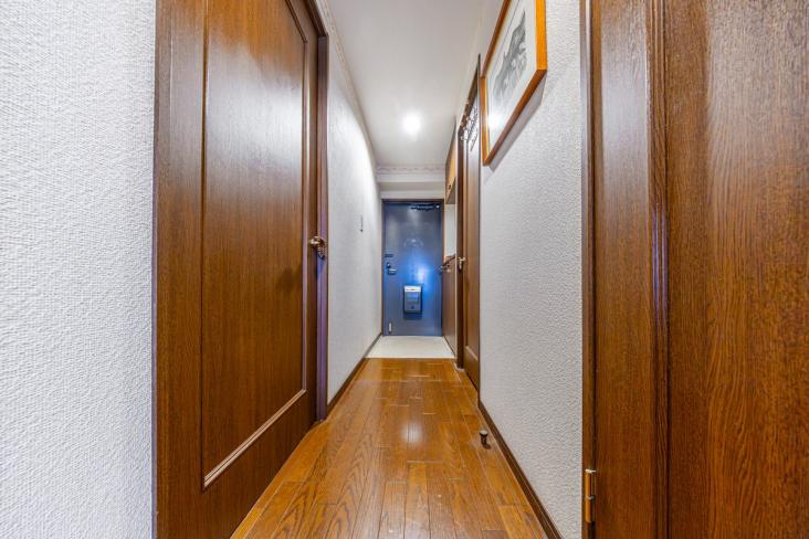 ローズガーデン浦安　参番館-8-玄関