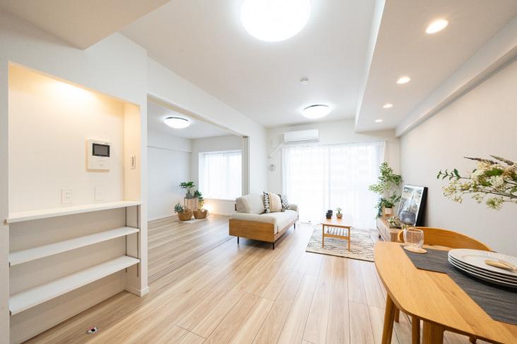 朝日パリオ西武柳沢-2-リビング