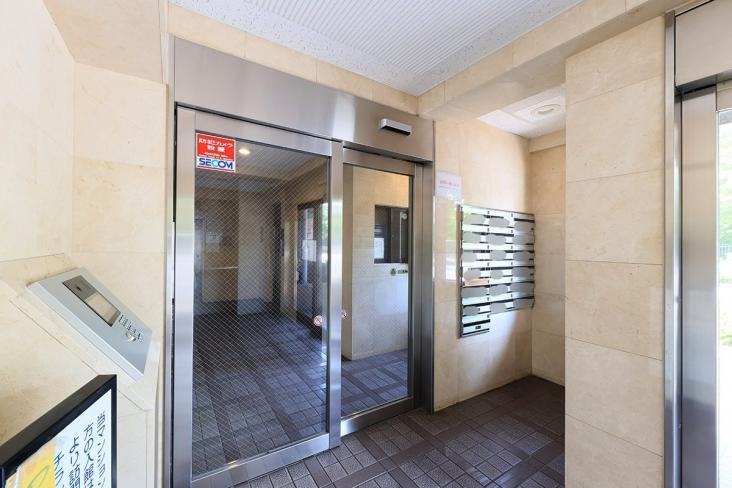 ヴィラージュ調布-18-エントランス