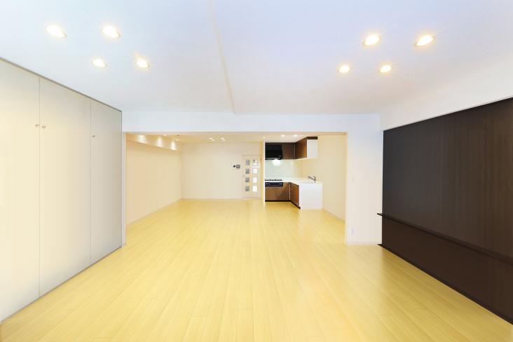 向ヶ丘遊園ハイデンス-6-リビング