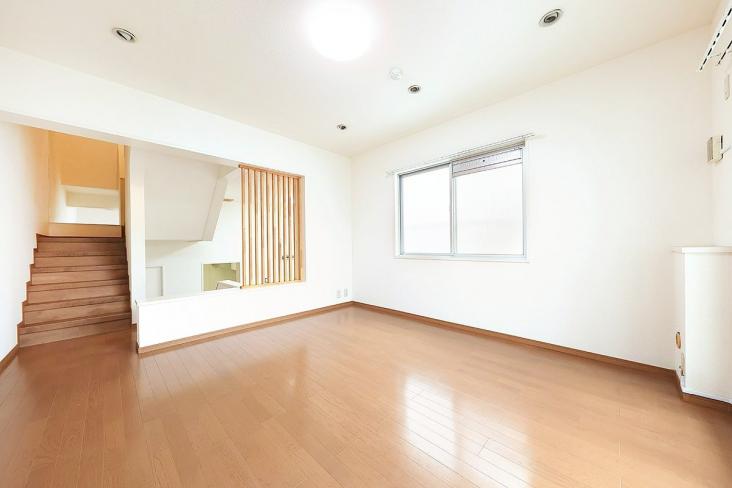 ハイツ向ヶ丘遊園-3-リビング