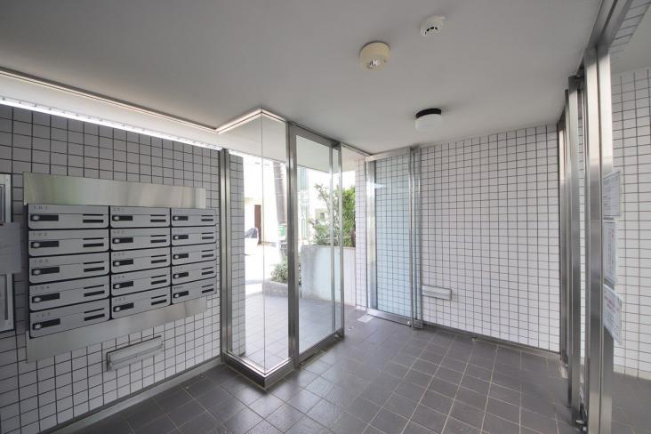 グランピア深大寺-16-エントランス