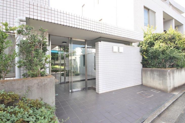 グランピア深大寺-17-エントランス