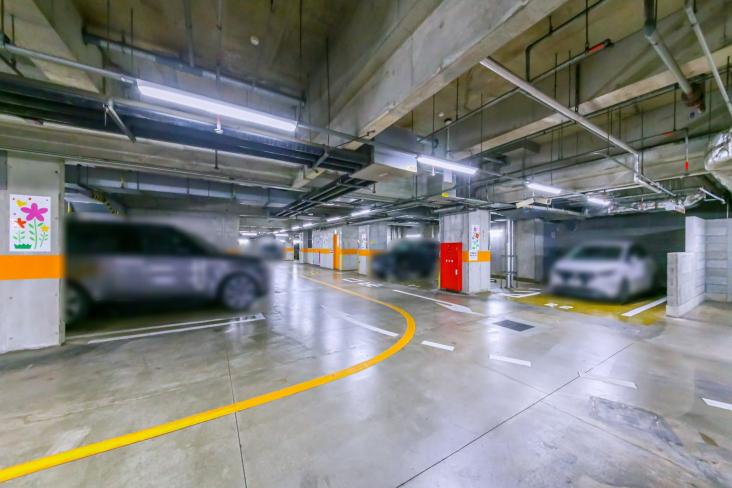 グローリオ吉祥寺本町-15-駐車場