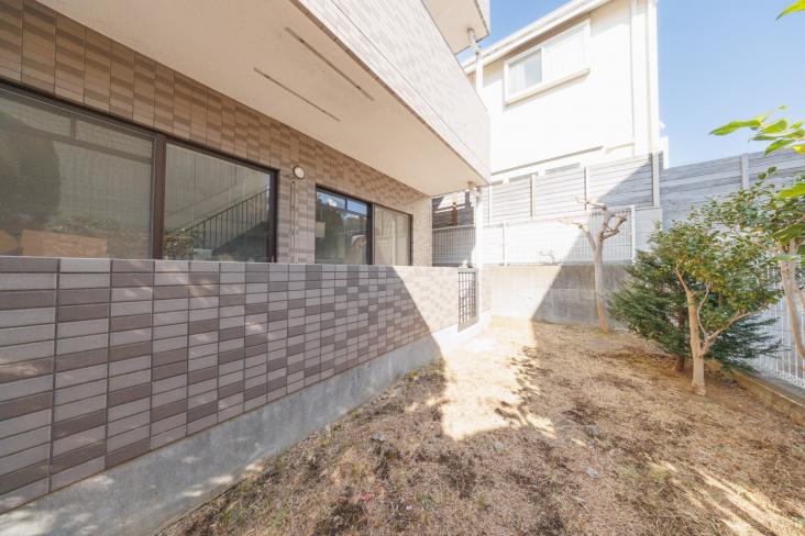 ガーデンホームつつじヶ丘Ⅱ-11-庭