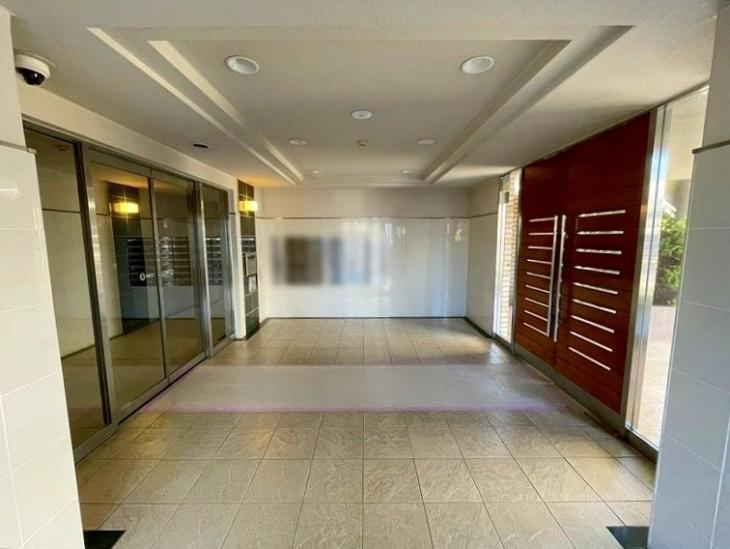 コニファーコート稲城-6-エントランス