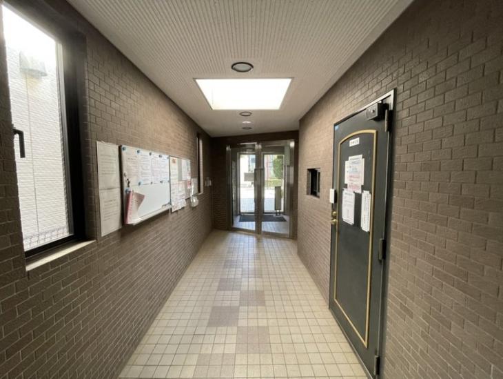 パロス三鷹-8-エントランス