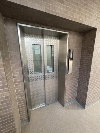 パロス三鷹-11-エントランス