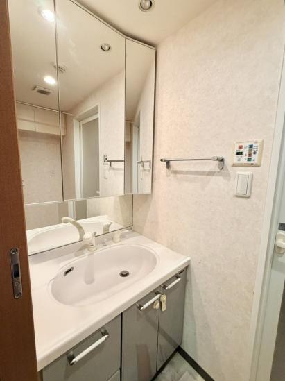 パテラスクエア久米川-6-洗面