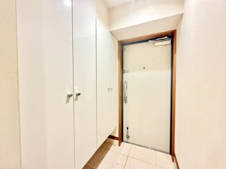 パテラスクエア久米川-12-玄関