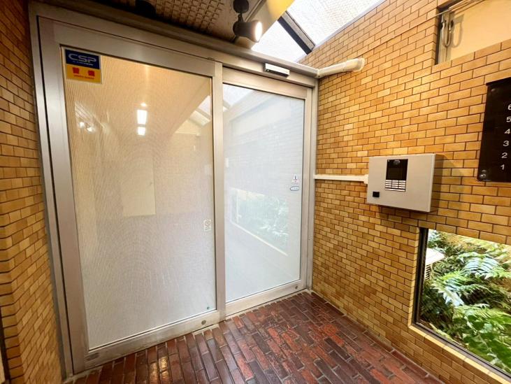 ライオンズマンション仙川-5-エントランス