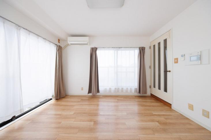 ライオンズマンション三鷹台-8-室内