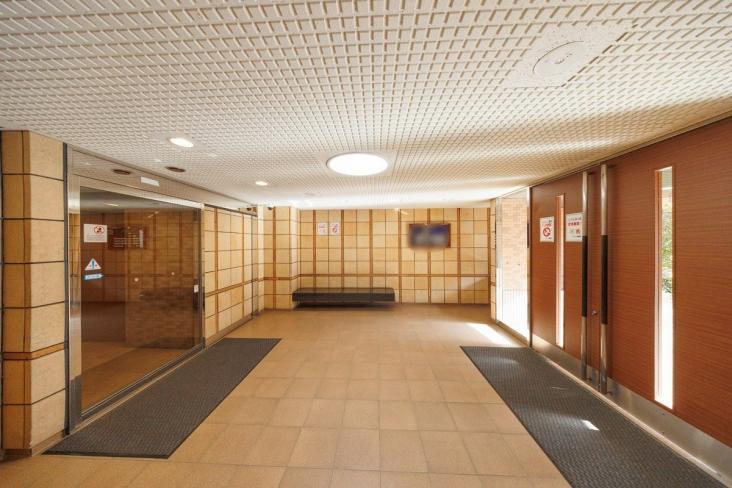 ライオンズマンション武蔵野台-20-エントランス