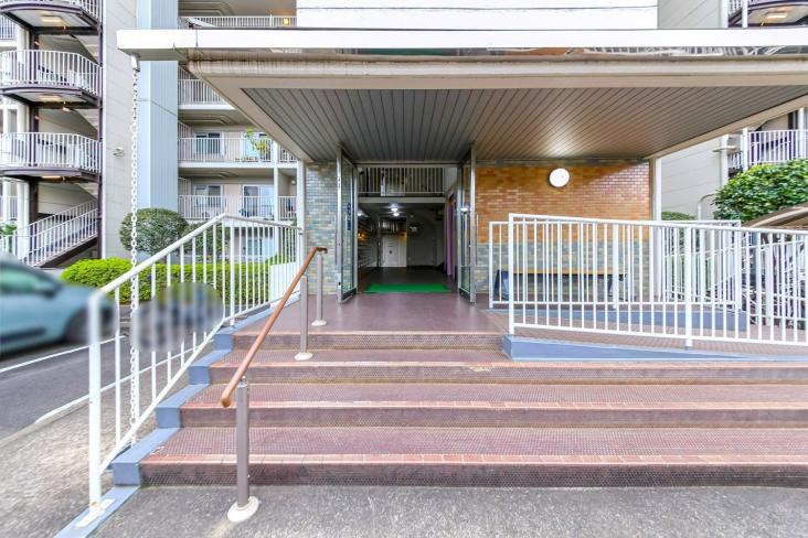 つつじヶ丘ハイム　B棟-27-エントランス