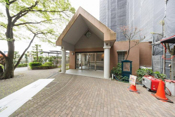 グランスクエア一橋学園参番街-27-エントランス