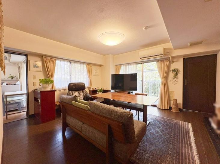 プライム府中武蔵野台第２-6-リビング