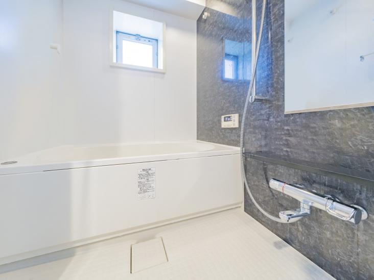 ミルーナヒルズエグラス六町-9-バス