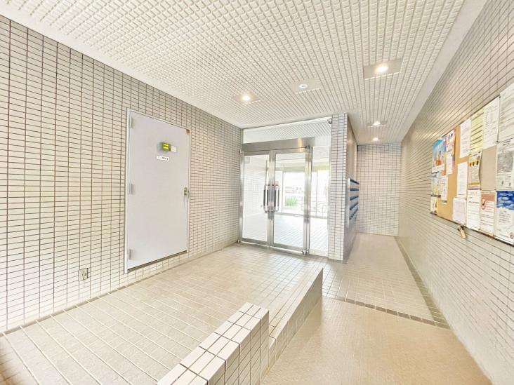 コスモお花茶屋壱番館-18-ロビー