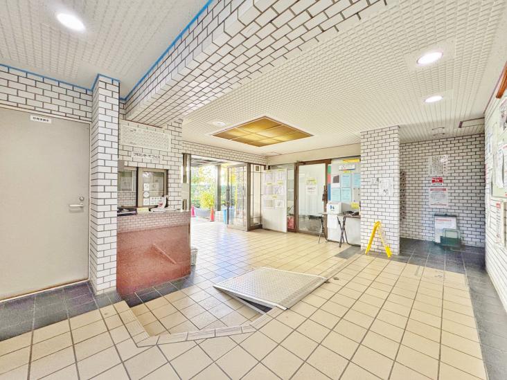 いづみハイツ柴又-10-ロビー