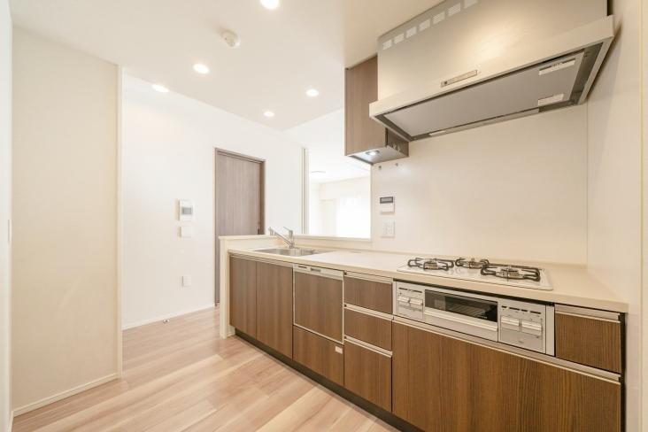 ウエリスおおたかの森サウスアリーナ-8-キッチン