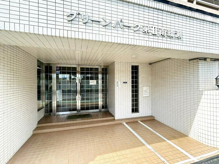 グリーンパーク第２南綾瀬-2-エントランス