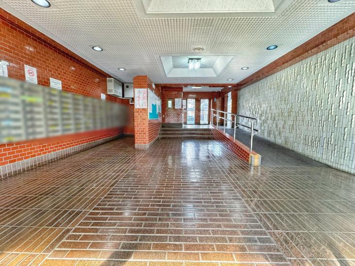 三郷スカイマンション-11-エントランス