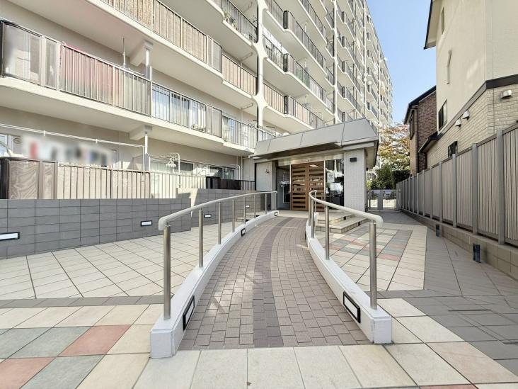 五反野第三スカイハイツ-18-エントランス