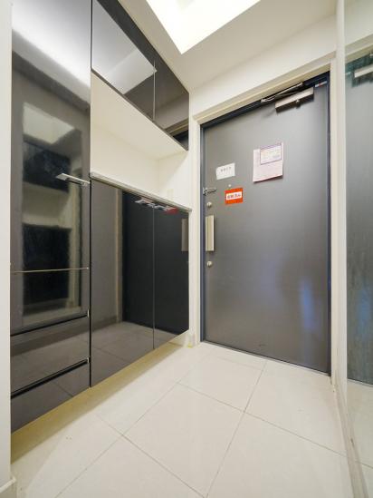 イニシア千住曙町-18-玄関