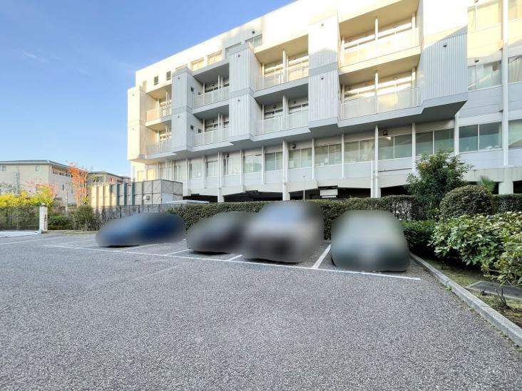 ジェイパーク北千住モナクレイス-15-駐車場