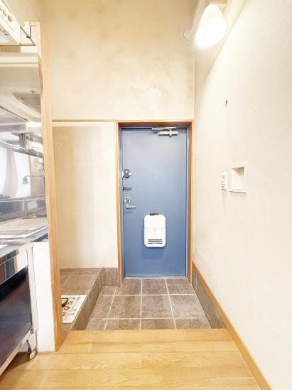 ペルレ五反野-11-玄関