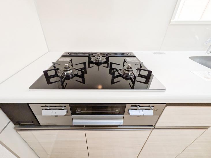 ベルシード梅島ブランシュ-11-キッチン