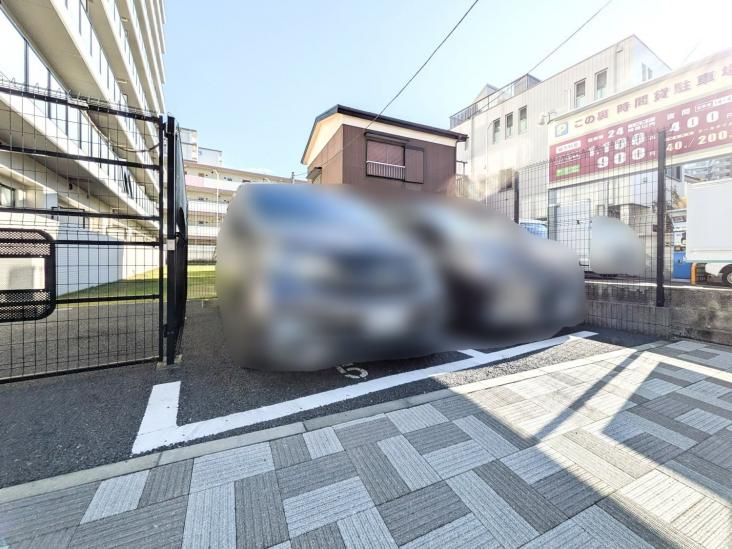 ベルシード梅島ブランシュ-34-駐車場