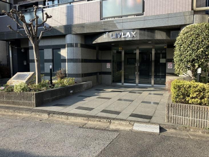 リヴラックスお花茶屋-19-エントランス