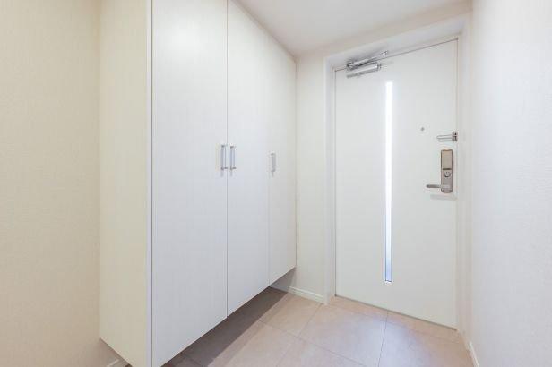 ロワール北千住-12-玄関