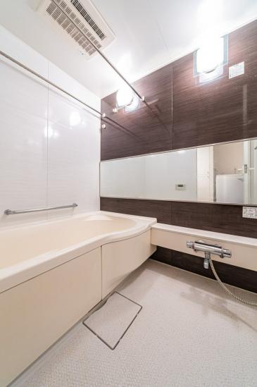 ローヤルシティ金町-4-バス