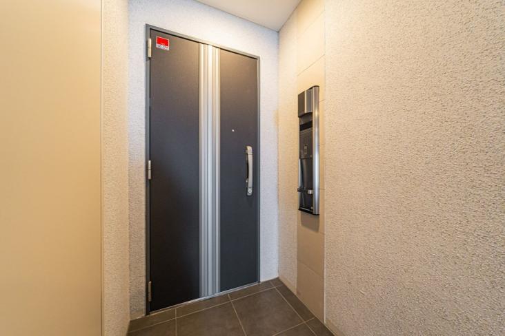 ローヤルシティ金町-8-玄関