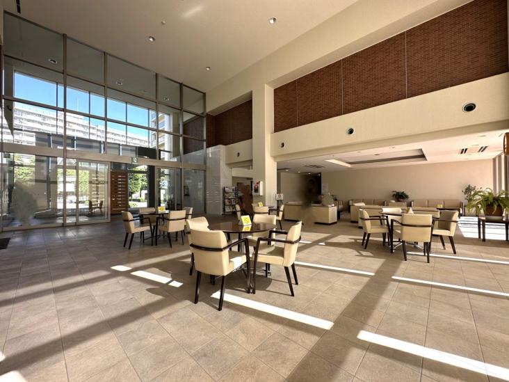 ミディオンヴィラージュレジデンス-3-ロビー