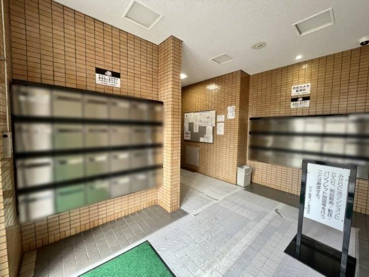 マック梅島コート-3-エントランス