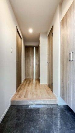 ライオンズマンションお花茶屋-8-玄関