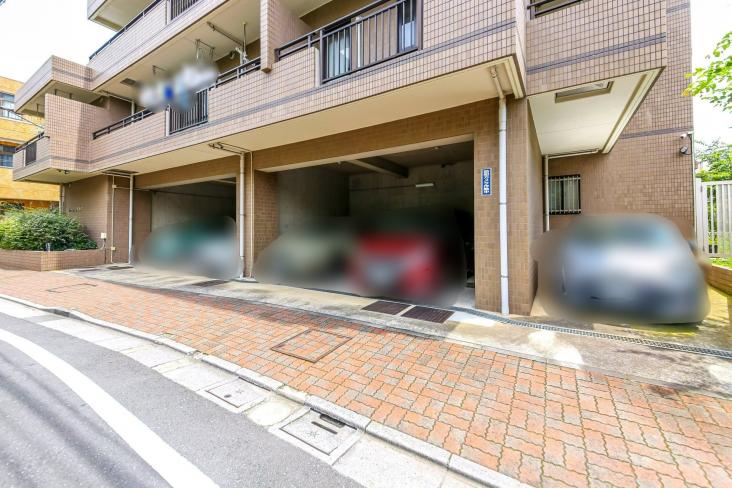 グリーンパーク西新井-10-駐車場