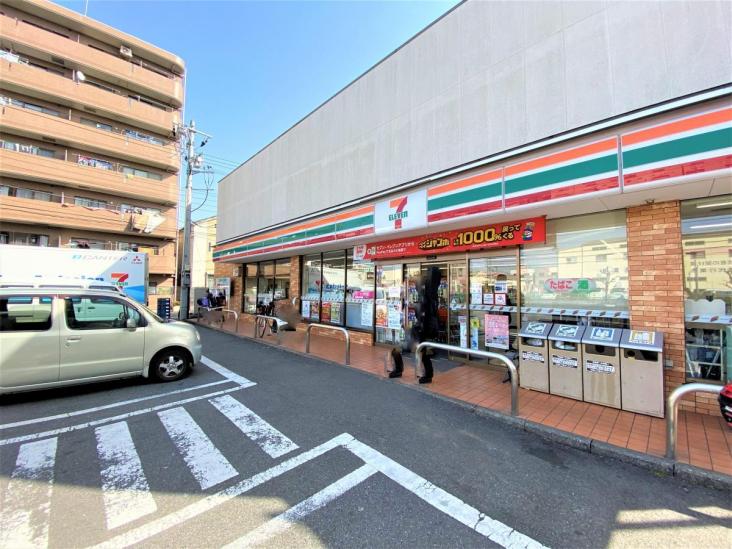 ライオンズマンション竹の塚元渕江公園第３-22-コンビニ